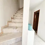 Casa *